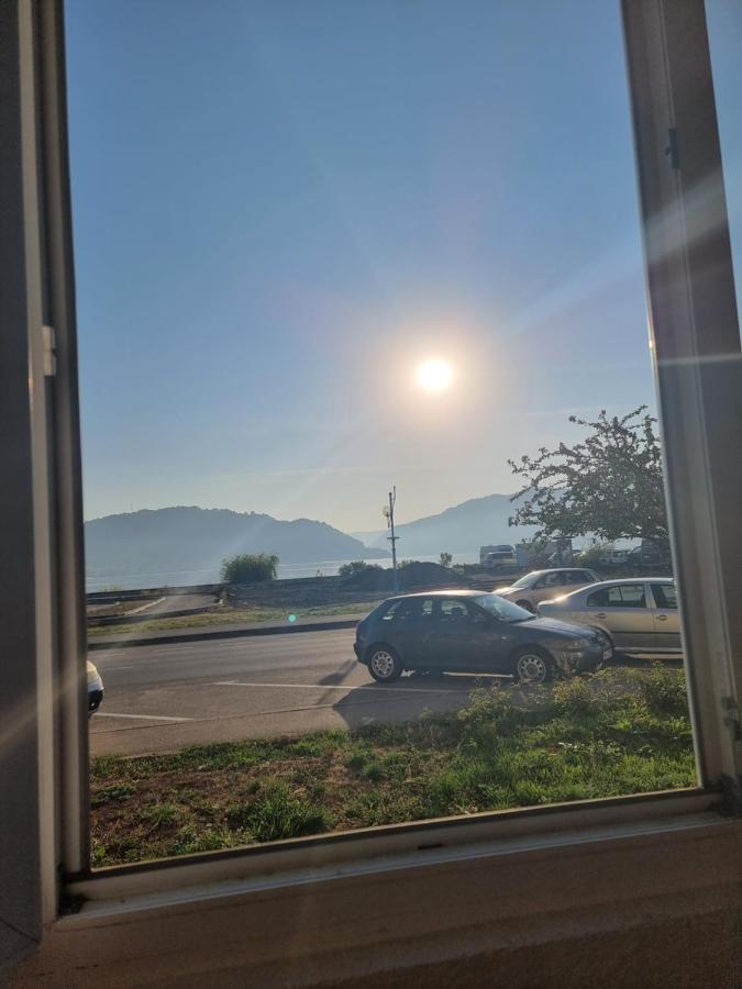 Apartment Ada Kaleh Orsova Bagian luar foto