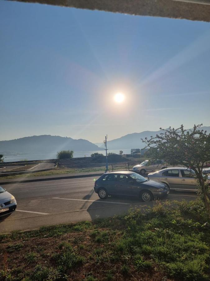 Apartment Ada Kaleh Orsova Bagian luar foto